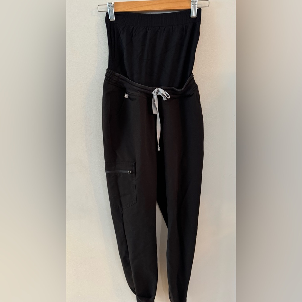 figs maternity black xxs zamora joggers